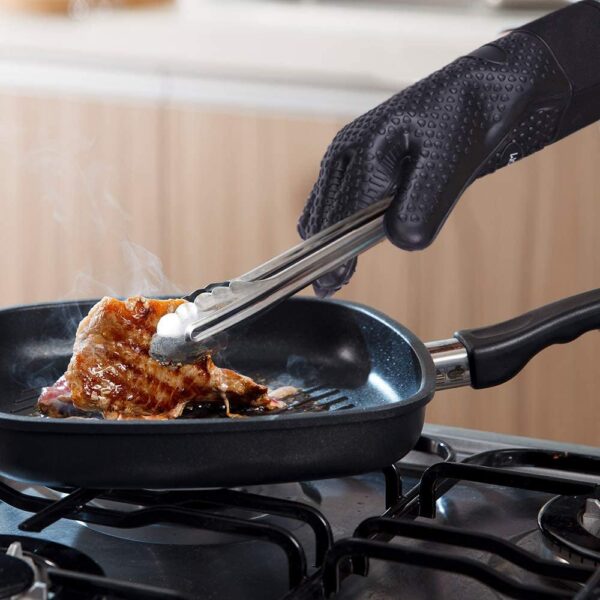 Heat Resistant Oven Mitts And Grilling Gloves - Image 7