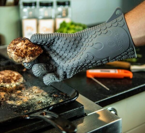 Silicone Oven & BBQ Gloves - Image 3